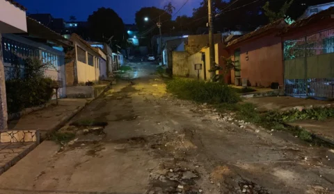 Moradores reclamam das péssimas condições em ruas do Conjunto Francisca Mendes 2, na Cidade Nova