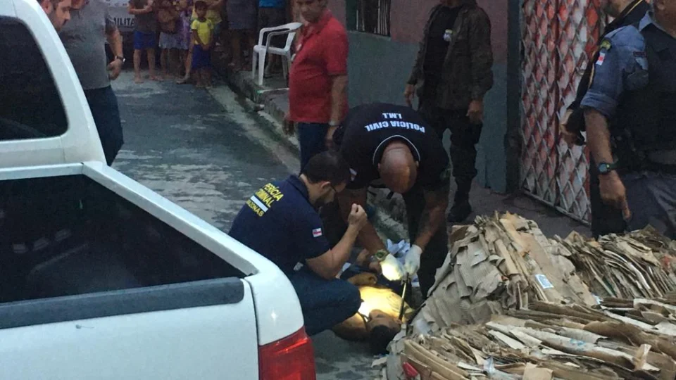 Procurado pela polícia, homem reage à prisão e acaba sendo morto, segundo delegado