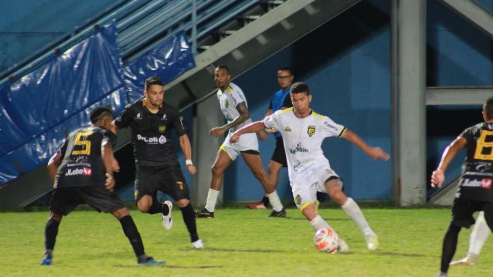 Futebol: Empatado com Amazonas, Cliper segue na luta por vaga na Série B do AM