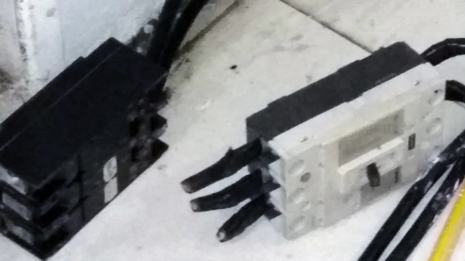 Dono de ponto comercial é preso por causar prejuízo de R$ 70 mil à concessionária de energia, em Manaus