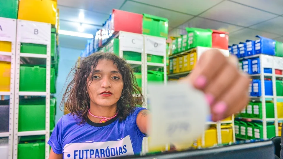 Governo sanciona lei que garante uso do nome social a travestis e transexuais no Amazonas