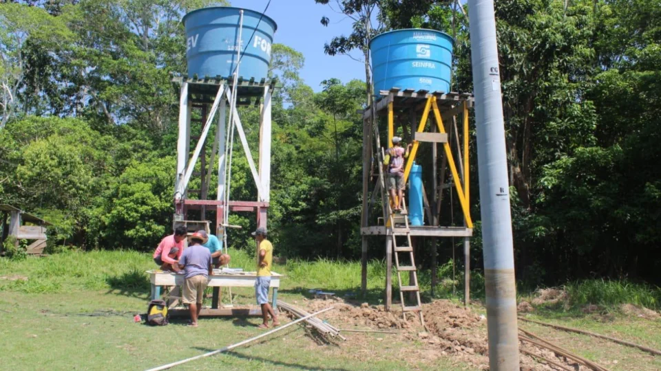Ação instala filtros e leva água tratada para mais de mil ribeirinhos na zona rural de Nhamundá