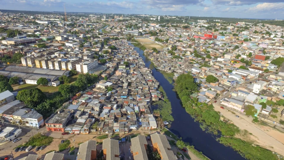 Governo do Amazonas obtém do BID aval para recursos do Prosamim até dezembro de 2020