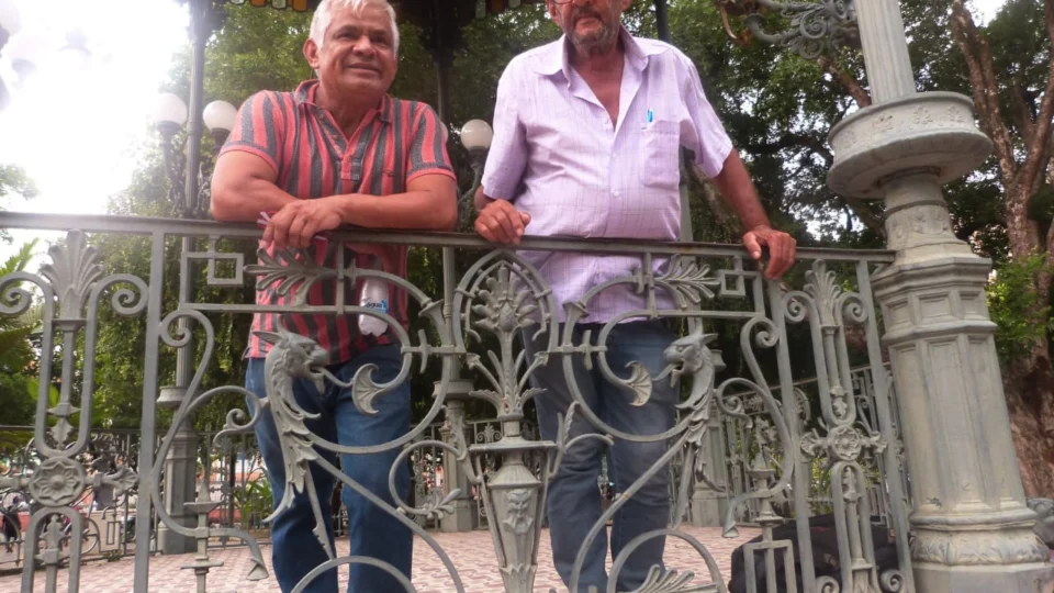 Poesia, música e muita literatura na ‘Praça da Polícia’