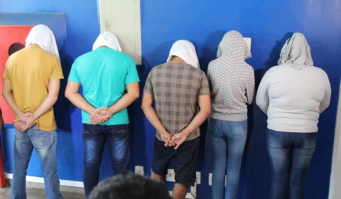 Grupo criminoso é preso acusado de aplicar golpe estimado em meio milhão de reais em Centro Universitário
