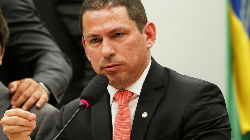 Deputado Marcelo Ramos faz desabafo sobre vídeo forjado contra ele pelo Prefeito e comenta caso de engenheiro