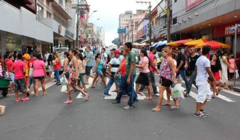Confira os horários de funcionamento do comércio no Aniversário de Manaus