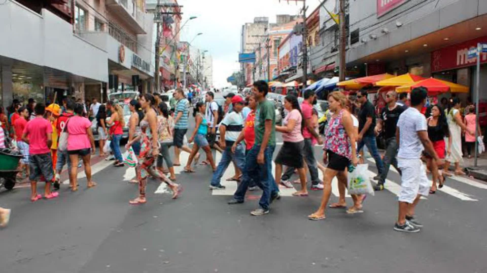 Confira os horários de funcionamento do comércio no Aniversário de Manaus