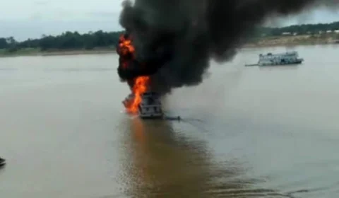VÍDEO: Balsa que transportava combustível explode em Beruri, interior do Amazonas