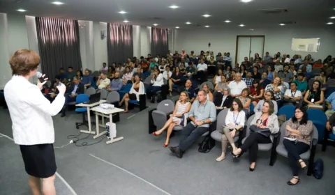 Fapeam promove encontro para discutir avanços no processo de Pós-Graduação