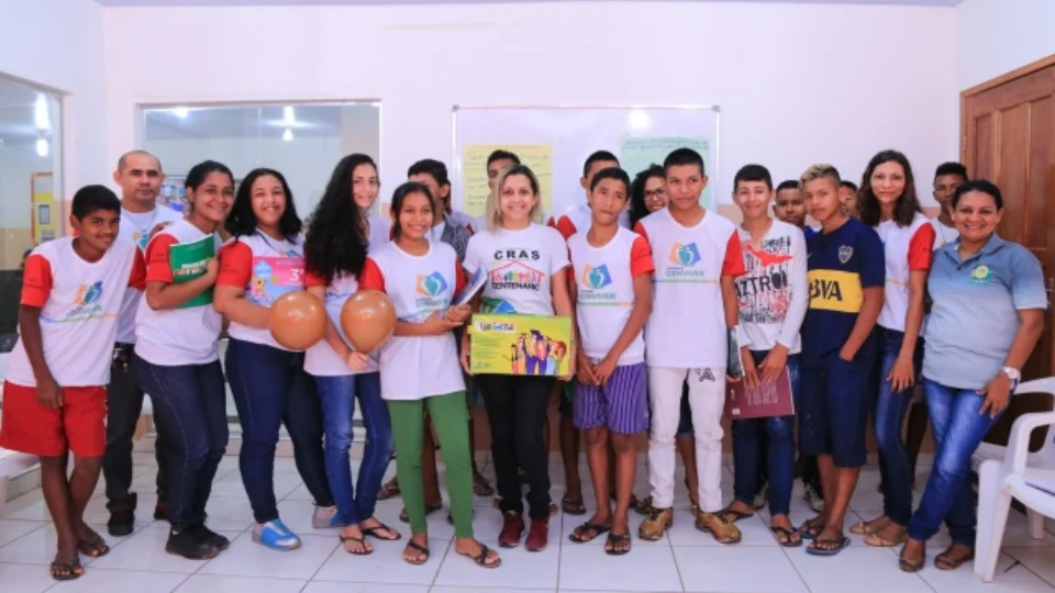 Projeto Vale Sonhar orienta adolescentes sobre gravidez na adolescência