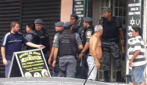 Dois homens são mantidos reféns em uma joalheria no bairro Coroado