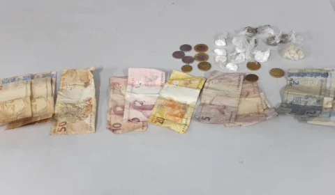 Polícia Militar prende um homem de 35 e adolescente de 14 anos com drogas no centro