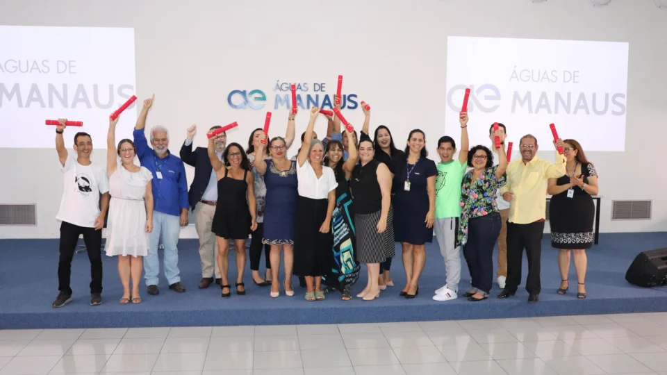 Águas de Manaus capacita alunos para o mercado de trabalho e apresenta resultado de projetos sociais