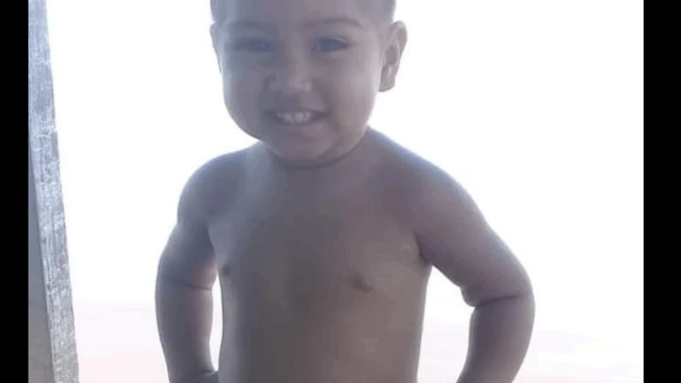 Criança morre afogada após cair de flutuante em comunidade do AM