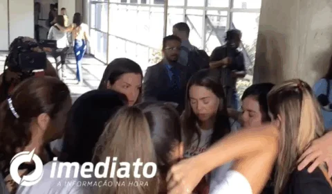 Vídeo mostra família do Wilson Justo fazendo oração antes de julgamento. Assista!