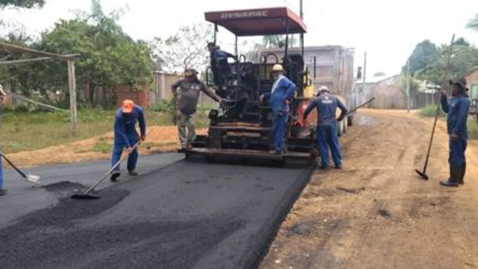 Obras de recuperação nas ruas de Novo Airão entram na reta final