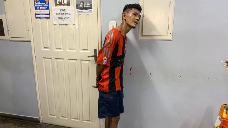 Homem é agredido após roubar padaria na Zona Norte de Manaus