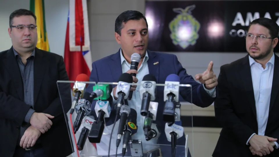 Governo do Amazonas paga primeira parcela do 13º salário dos servidores públicos estaduais