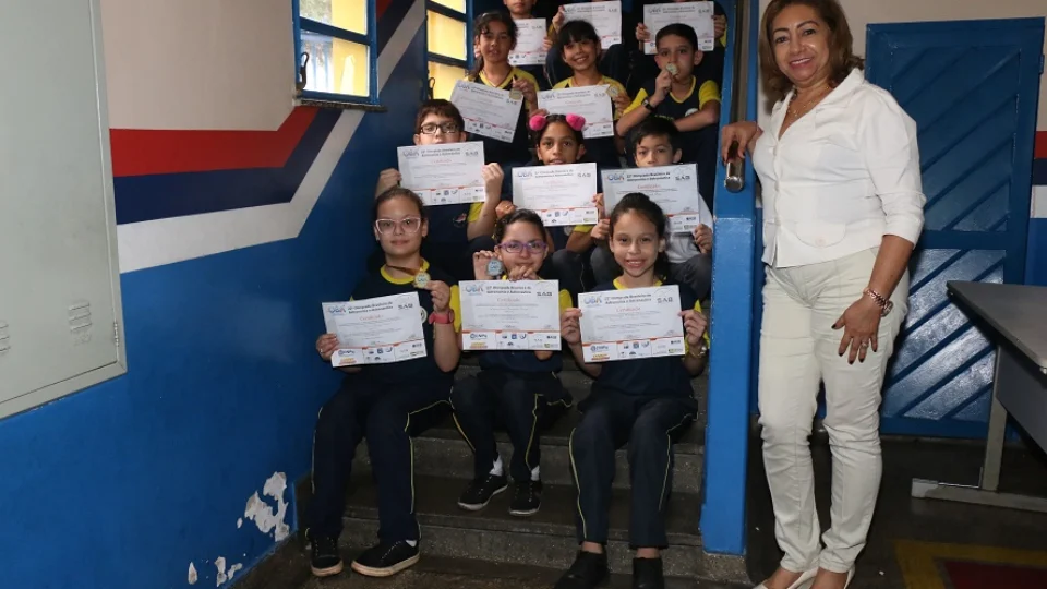 Escola do Amazonas conquista 53 medalhas na Olimpíada Brasileira de Astronomia e Astronáutica