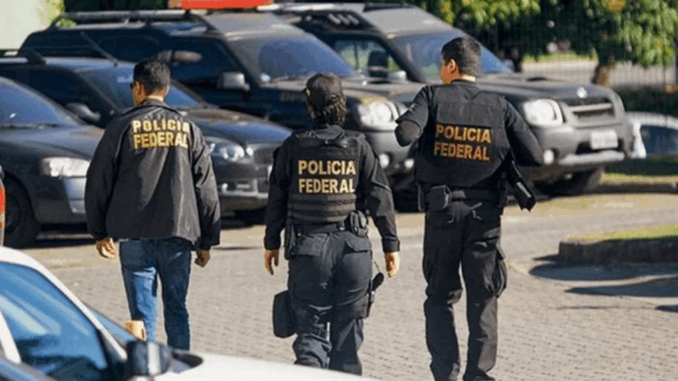 Polícia Federal deflagra operação contra grupo suspeito de fraudar  licitações; Saiba Mais