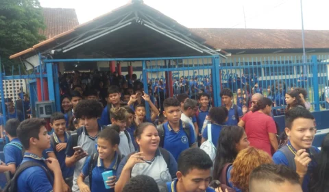 Adolescente que ameaçou fazer chacina em Manaus vai parar na delegacia: “Era brincadeira”