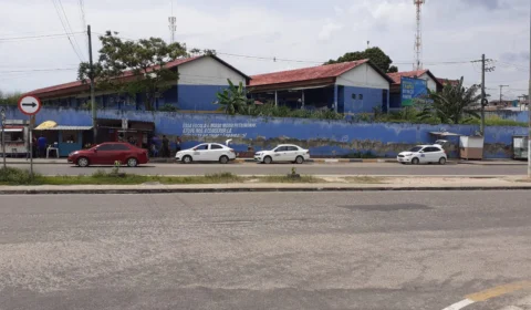 Taxistas de Manaus reclamam de taxistas de Manacapuru que estão pegando clientes na Ponte Rio Negro