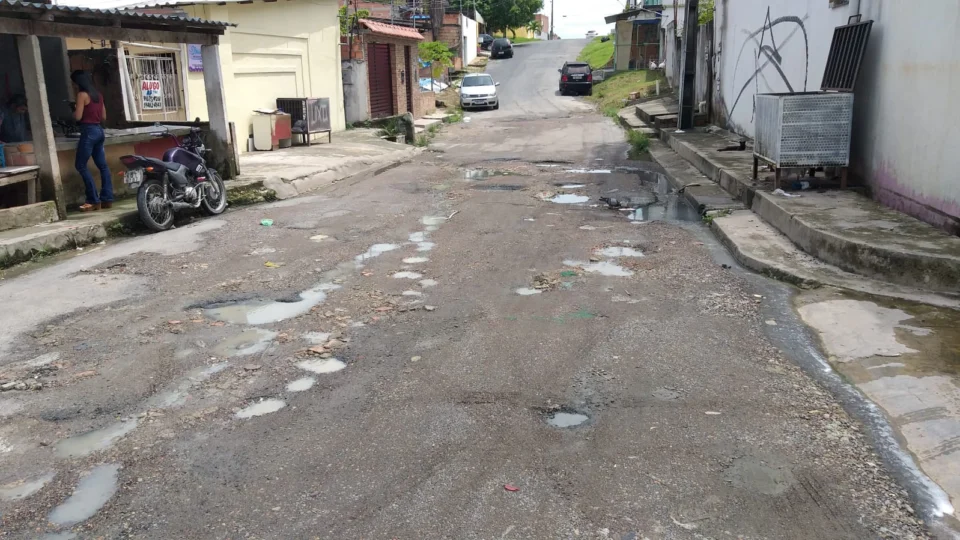 Falta de Recapeamento asfáltico em principais vias de Manaus