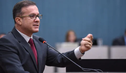 Com silêncio de Arthur, Chico Preto vai ao Ministério Público por esclarecimento do ‘Caso Flávio’