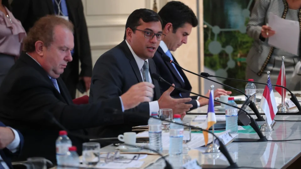 Amazonas vai coordenar compra coletiva de remédios para estados da Amazônia Legal