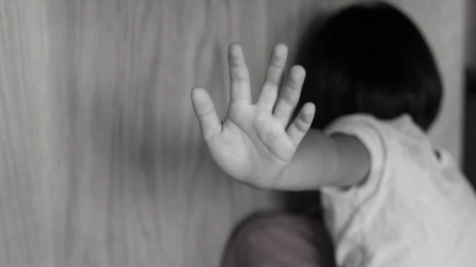 Padrasto é preso suspeito de estuprar a enteada durante 4 anos