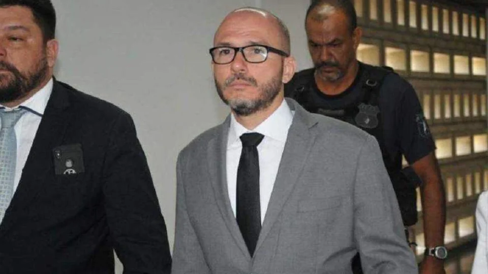 Defesa de Gustavo Sotero quer que réu seja interrogado por jurados na casa noturna onde advogado foi assassinado