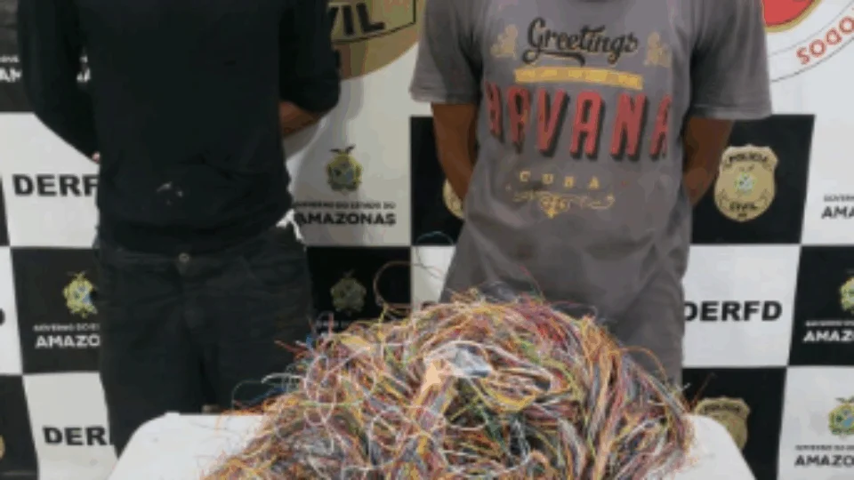 Polícia Civil prende dupla por furto de cabos elétricos e de telefonia no bairro Jorge Teixeira