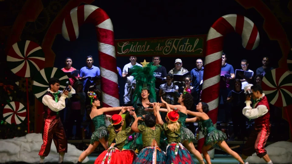 Musical ‘A Caixa Mágica de Natal’ terá serviços de audiodescrição e Libras, no Teatro Amazonas