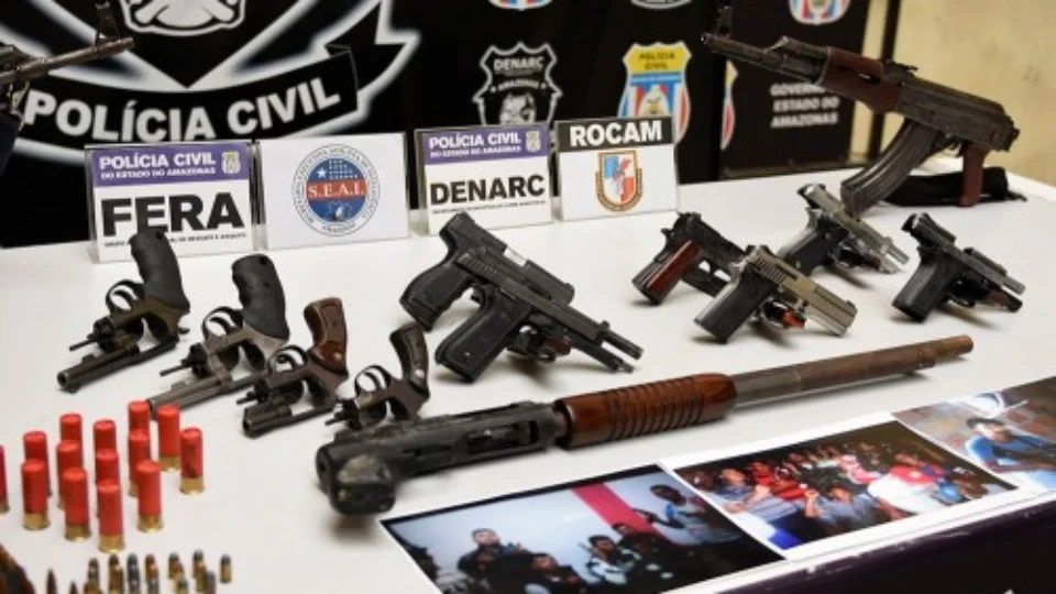 Agora é lei! Policiais irão receber recompensa se apreenderem armas de fogo