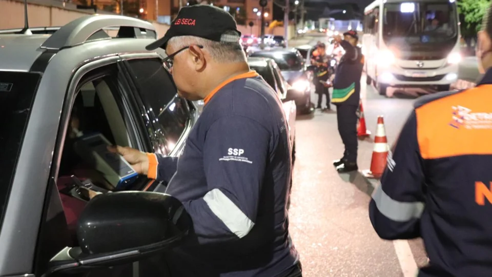 Em cinco dias, Detran-AM fiscaliza mais de 900 veículos e flagra 57 motoristas dirigindo embriagados