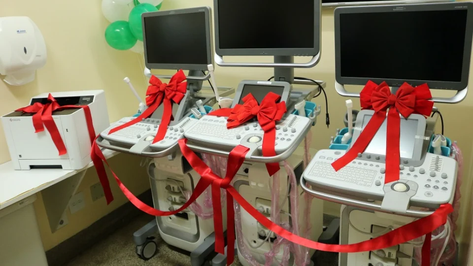 FCecon recebe três novos aparelhos de ultrassom e dá passo importante para agilizar diagnóstico de câncer de mama