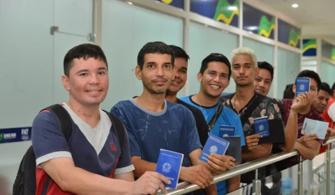 Mais de mil pessoas se candidatam para vagas de primeiro emprego oferecidas pelo Sine Amazonas