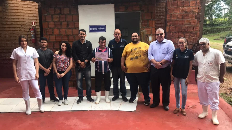 Adaf certifica primeira unidade para beneficiamento de produtos defumados