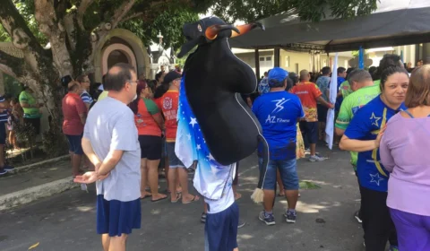 Sepultamento do cantor Arlindo Jr., em imagens