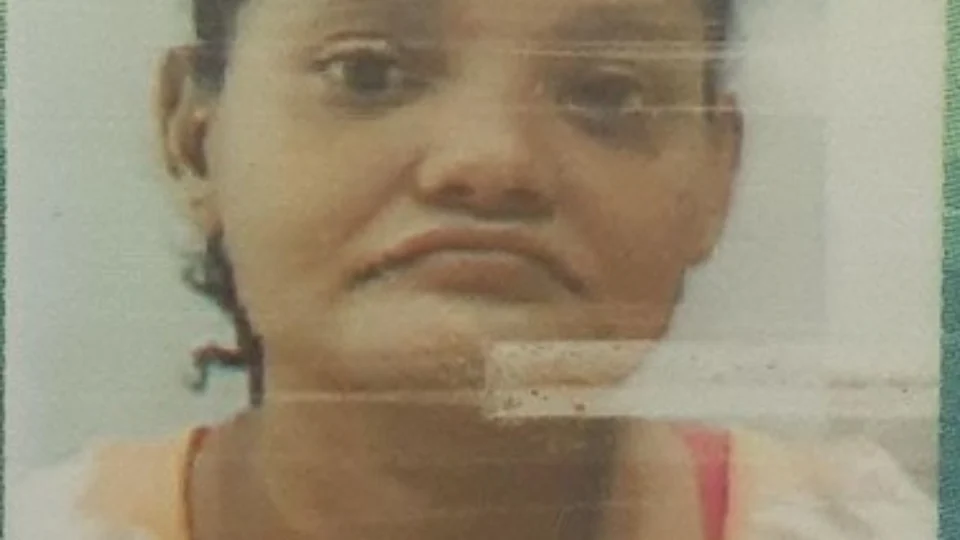 Joane Rabelo Batista, está desaparecida, ajude a encontrá-la