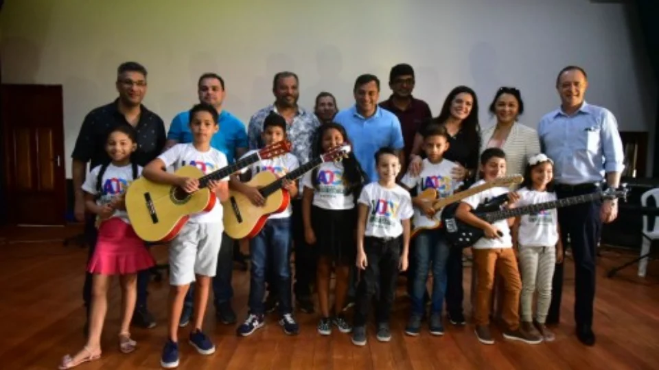 Wilson Lima inaugura unidade do Liceu de Artes e Ofícios Claudio Santoro, em Envira