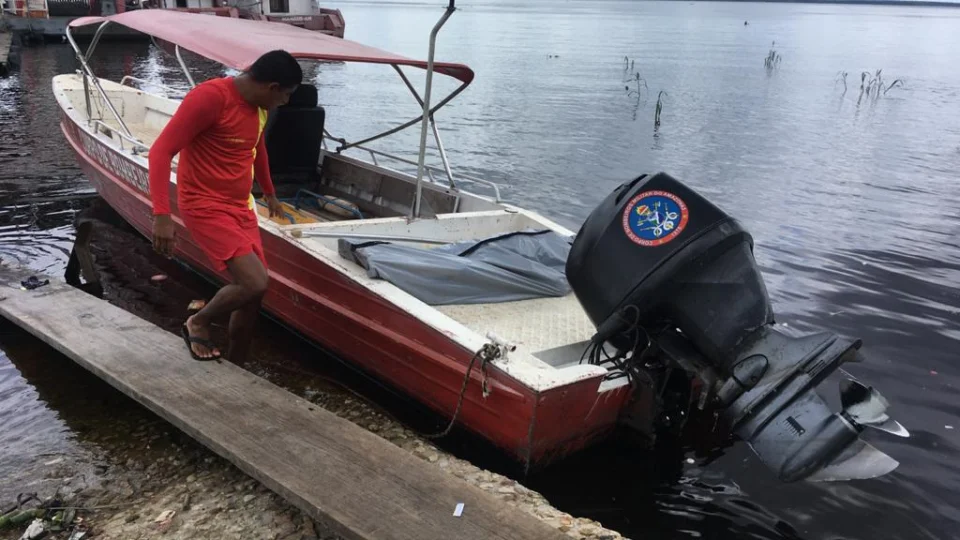 Homem morre por afogamento após ficar embriagado e entrar em rio
