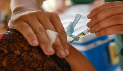 Amazonas recebe 25 mil doses de vacina pentavalente na rede pública