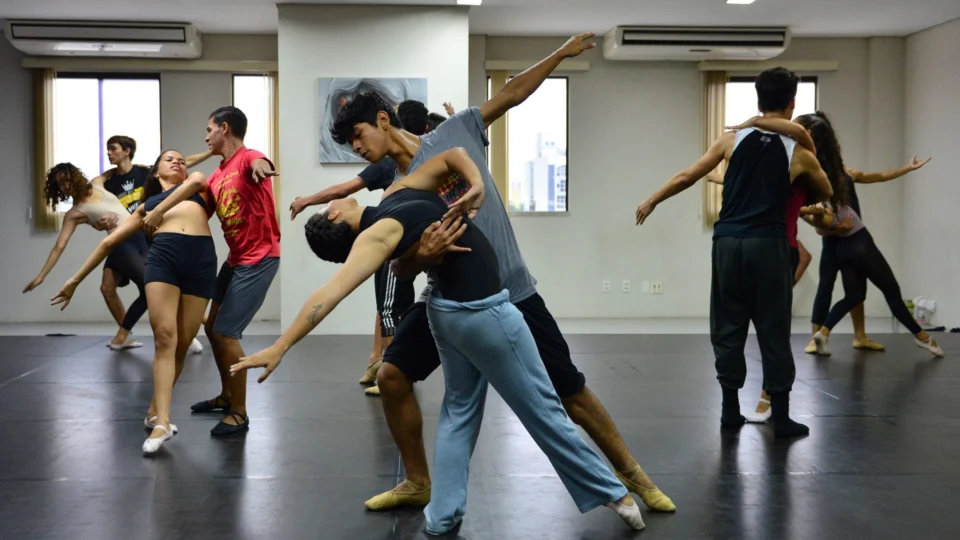 Liceu Claudio Santoro abre inscrições para Oficinas de Balé Clássico