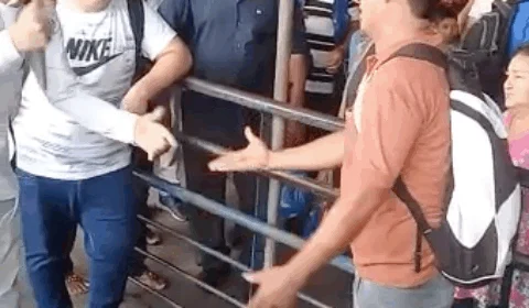 Vídeo: suspeito é agredido por popular no T3, na Cidade Nova