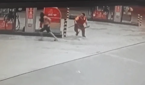 Vídeo: Homem tenta assaltar frentista que reagiu com uma cadeira e coloca bandido pra correr