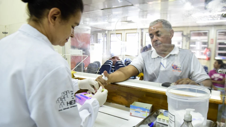 Hemoam mantém aprovação acima de 97,7%  por pacientes e doadores de sangue
