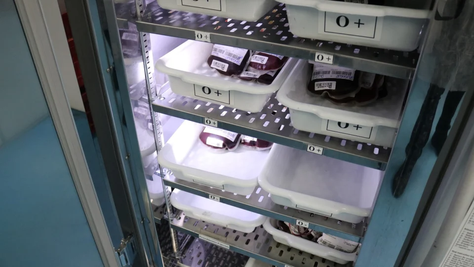 Estoque de bolsas de sangue chega a nível crítico e Hemoam convoca doadores com urgência