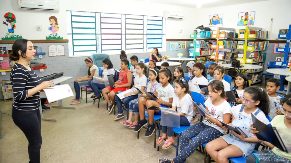 Música auxilia na aprendizagem da língua inglesa em Manaus